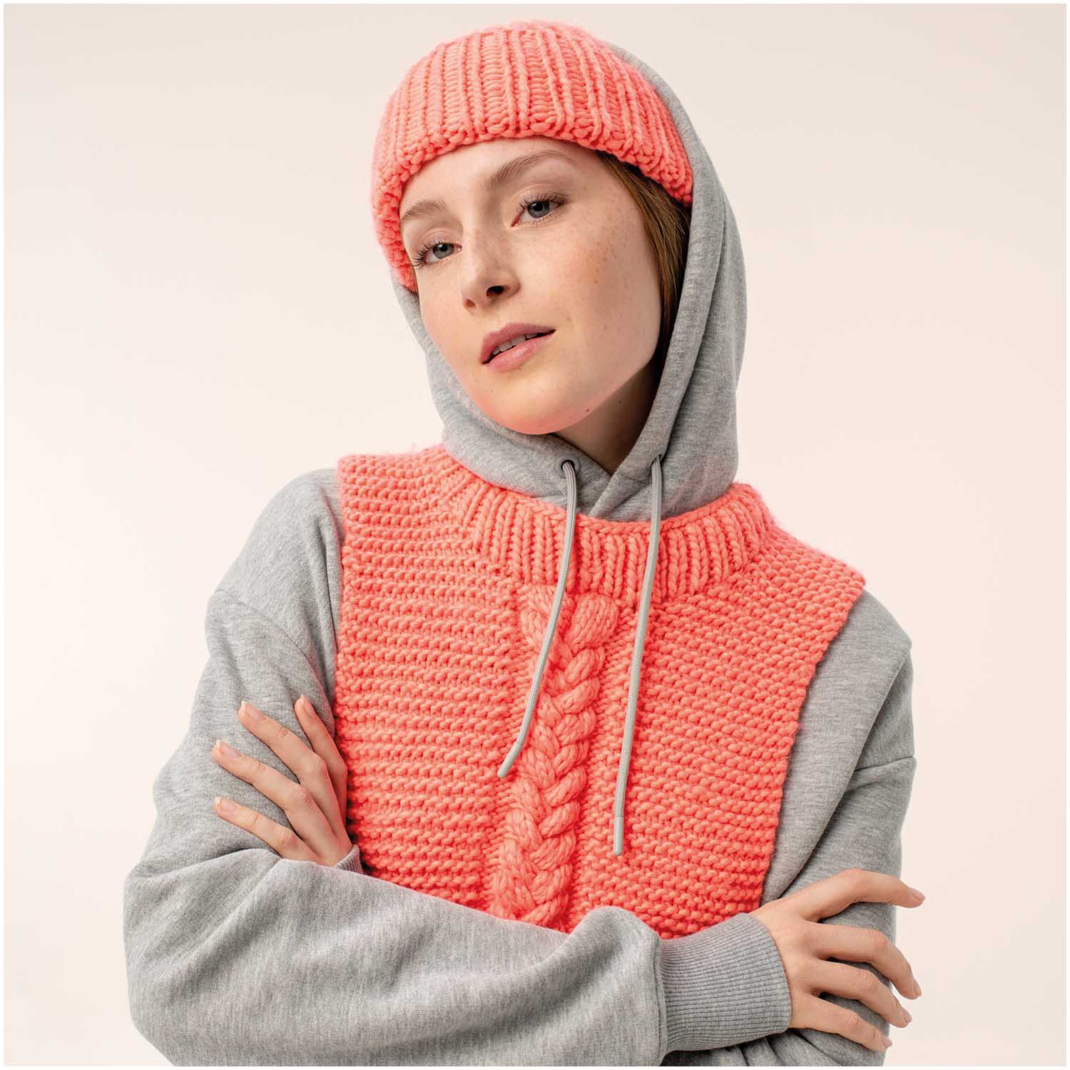 383384.003_AW_Q Rico Design – Essentials Super Neon Super Chunky (003)